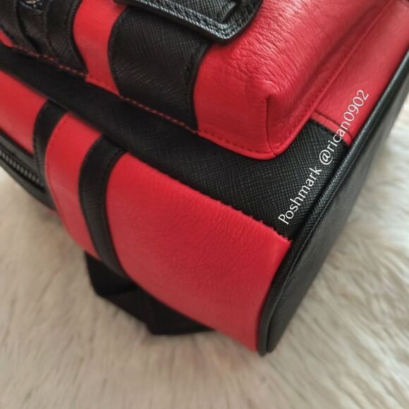 Loungefly Marvel Deadpool Mini Backpack and Wallet - Picture 3 of 11